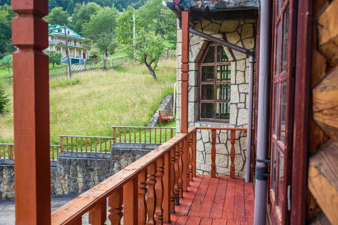 Альпина Hotel Jaremcse Kültér fotó